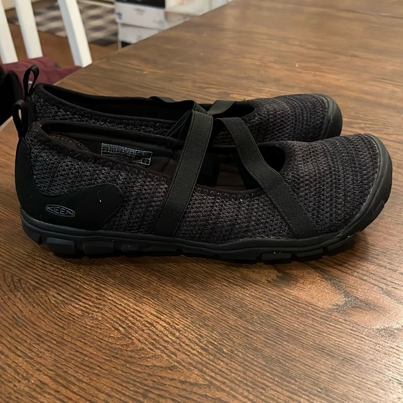 Keen Shoes - Keen Hush Knit Mary Jane shoe. Women’s size 8.5.